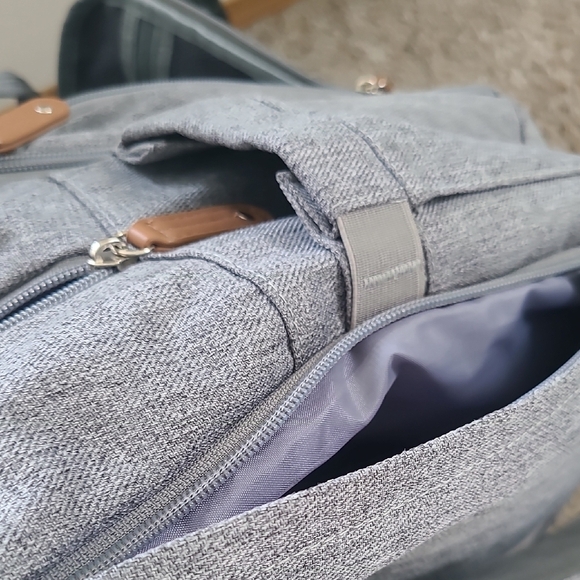 Ruvalino Gray and Brown Quilted Backpack with Leather Accents And Accessory - Picture 9 of 11